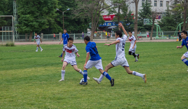 队一向以防 队一向以防