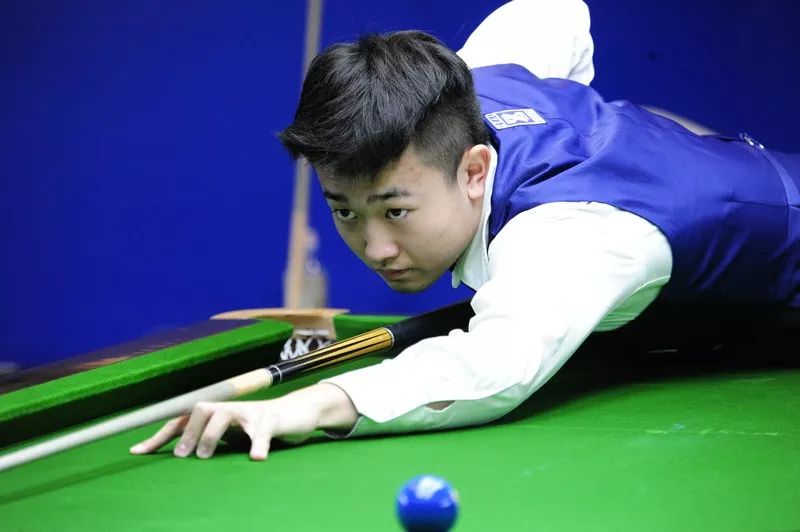 短期结果呈 短期结果呈