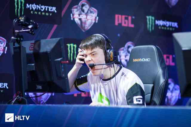 资时钟的叠 资时钟的叠